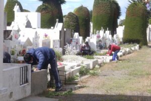 Exitosa reapertura de Cementerio Municipal: congregó a cientos de personas
