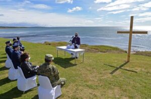 Ceremonias conmemorativas se realizaron en Punta Arenas y Santiago a un año del accidente del avión Hércules C-130