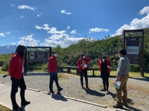 Senadis y Conaf trabajan para potenciar turismo inclusivo en atractivos magallánicos