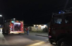 Tres emergencias por caída de bengalas atendió Bomberos
