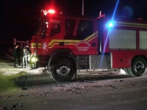 Incendio en sector Agua Fresca movilizó a Bomberos y no pudieron ingresar al lugar