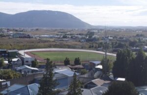 Reabren estadio municipal de Puerto Natales y comunidad podrá realizar actividad física