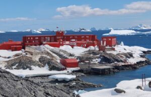 Expansión de una fosa explicaría terremoto en la Antártica