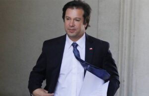 Ministro Palacios aclara detalles sobre volumen de la música en restoranes y cafés