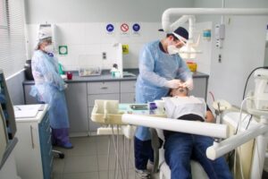 Municipio reactiva programa dental “Punta Arenas Sonríe” tras casi un año suspendido