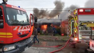 Alcalde de Cabo de Hornos prometió ayuda a damnificados por incendio
