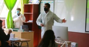 Gobierno critica negativa del Colegio de Profesores al retorno a clases: 