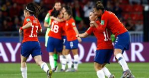 FIFA aplazó repechaje olímpico entre Chile y Camerún por restricciones del COVID-19