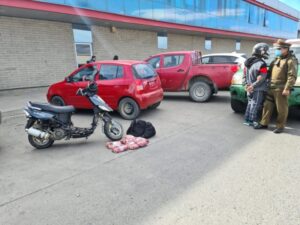 Sujeto detenido por robar carne e intentar huir en motocicleta