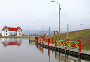 Los espacios públicos de Punta Arenas: Mercado Municipal atienden los fines de semana y Parque María Behety está abierto para su visita