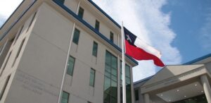 Detenido por agredir a su conviviente tendrá que abandonar su domicilio