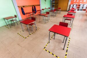 Alcalde Radonich y directores creen que aún faltan elementos para un retorno seguro a clases presenciales