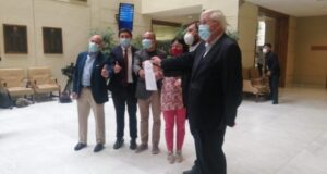 Presentan otro tercer retiro de AFP con truco para sortear al TC y doblarle mano a La Moneda