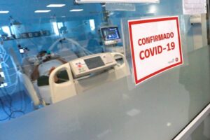Dos adultos fallecieron por Covid-19; uno de ellos fue en Santiago