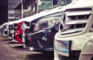 IPC en febrero varió 0,2%: subió precio de autos y gasolina; y se consignó baja de varios alimentos