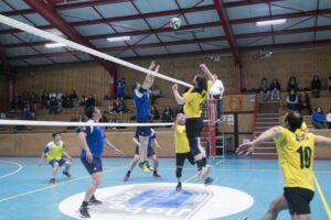 Con torneo al aire libre vuelve la alegría del vóleibol a Punta Arenas en Fase 3