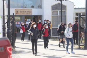 Aumentan los colegios que adoptan las clases presenciales en Magallanes
