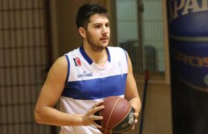 Vicente Damianovic sueña ser campeón del básquetbol nacional con U. Católica