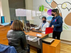 Gobernación llama a no confiar en intermediarios para trámites de Extranjería