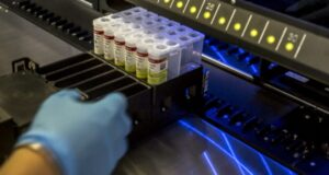 Se disparan los contagios: 5.325 nuevos casos, lo más alto en 8 meses y medio