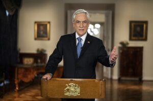 Piñera propone Pilar Solidario para 80% de la población e incentivo a la cotización