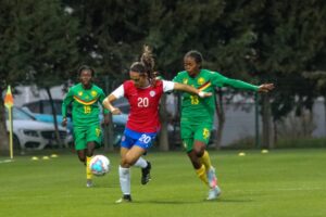 Selección chilena femenina derrotó a Camerún y dice presente en los Juegos Olímpicos