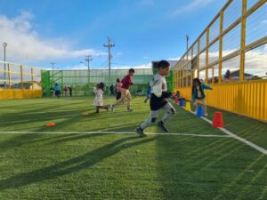 Niños y niñas de Punta Arenas disfrutarán de actividades al aire a través del Programa Crecer en Movimiento