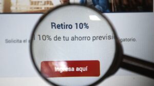 Tercer retiro: Comisión del Senado aprueba en general iniciativa