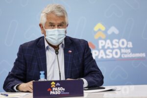 Ministro Paris advirtió por alta incidencia de casos en Magallanes