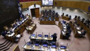 Senado aprobó paquetes de medidas económicas