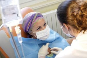 Enfermedades crónicas y cáncer ponen en alerta al sistema