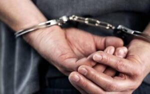 Sujeto que estranguló a su expareja es enviado a la cárcel por femicidio frustrado