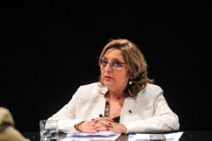 Diputada Sandra Amar valoró ley que permite que los hombres sean cargas de las mujeres en salud