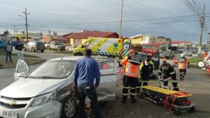 Un lesionado dejó fuerte colisión ocurrida en el Barrio Prat