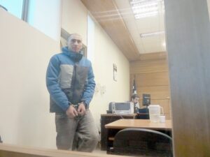 Acusado de arrollar a carabinero motorizado seguirá en la cárcel