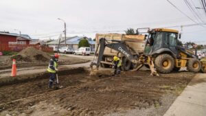 Municipio dio inicio a trabajos de reparación de resaltos y construirá tres lomos de toro