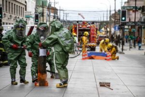 Enap financia curso para 30 bomberos sobre trabajo con materiales peligrosos