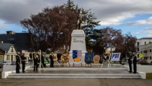 Con diversas actividades la Armada conmemoró un año más de la gesta de Iquique