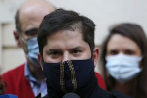 Presidenciable Boric aseguró que en su eventual gobierno “no van a tocar ahorros individuales”
