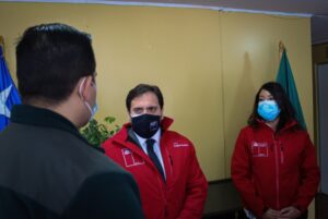 Gobernadora y seremi de Justicia visitan dependencias en Natales