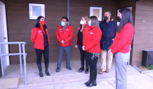 Ministra Rubilar participó en el traspaso de viviendas tuteladas al Servicio Nacional del Adulto Mayor