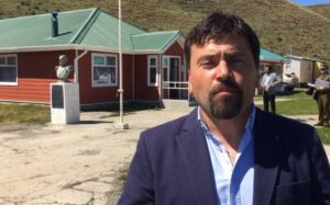 Tribunal de Porvenir ordena el arresto del alcalde de Timaukel