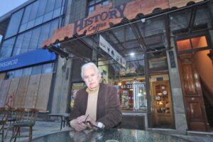 El “History Coffee”, un lugar para disfrutar en el casco histórico de Punta arenas