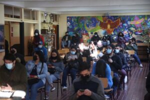 Masiva concurrencia de jóvenes a vacunarse acerca a Magallanes al 80% en segunda dosis