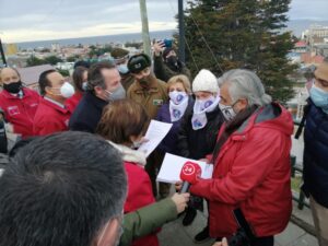 Agrupación Fibromialgia Punta Arenas entregan carta formal a autoridades de Salud