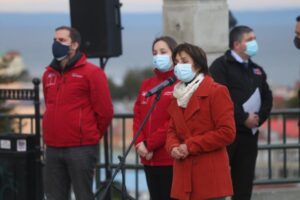 Autoridades nacionales de Salud descartaron eliminar el uso de mascarillas en Magallanes