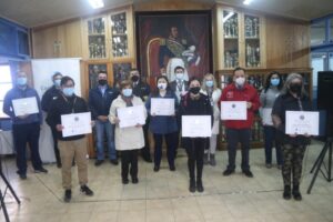 Realizan homenaje a funcionarios de la salud responsables de proceso de vacunación