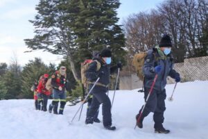 “Por la cantidad de días que han pasado es difícil encontrar calor dentro de la nieve”