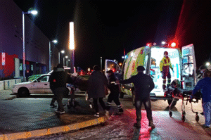 Formalizan a mujer por dejar grave a motociclista
