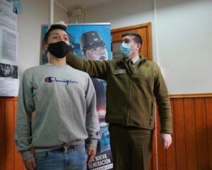 Carabineros destaca alto número de jóvenes postulantes a la institución
